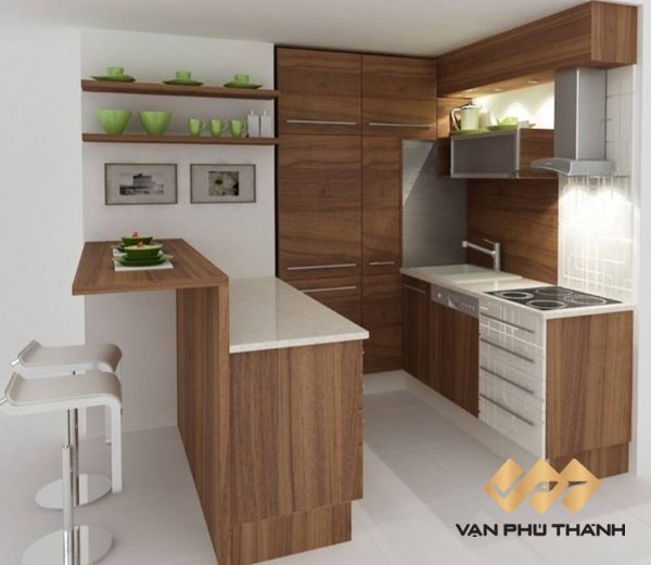 Mẫu tủ bếp nhựa vân gỗ với thiết kế nhỏ gọn sát trần để tối ưu không gian cho nhà nhỏ